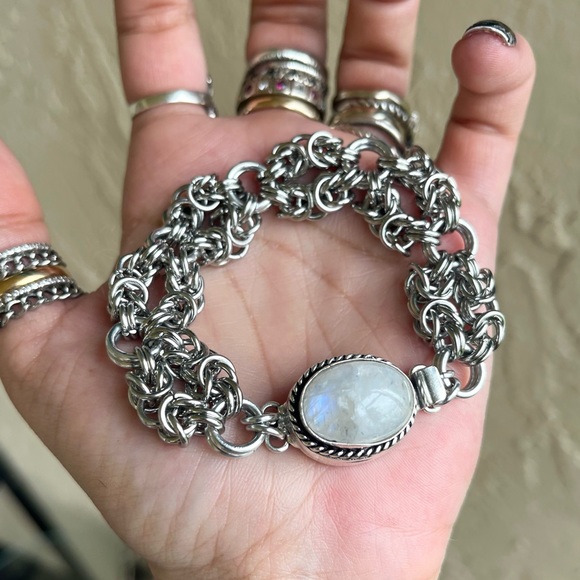 Maille stainless steel moonstone bracelet . Handmade chain & moonstone gem clasp - Picture 10 of 12